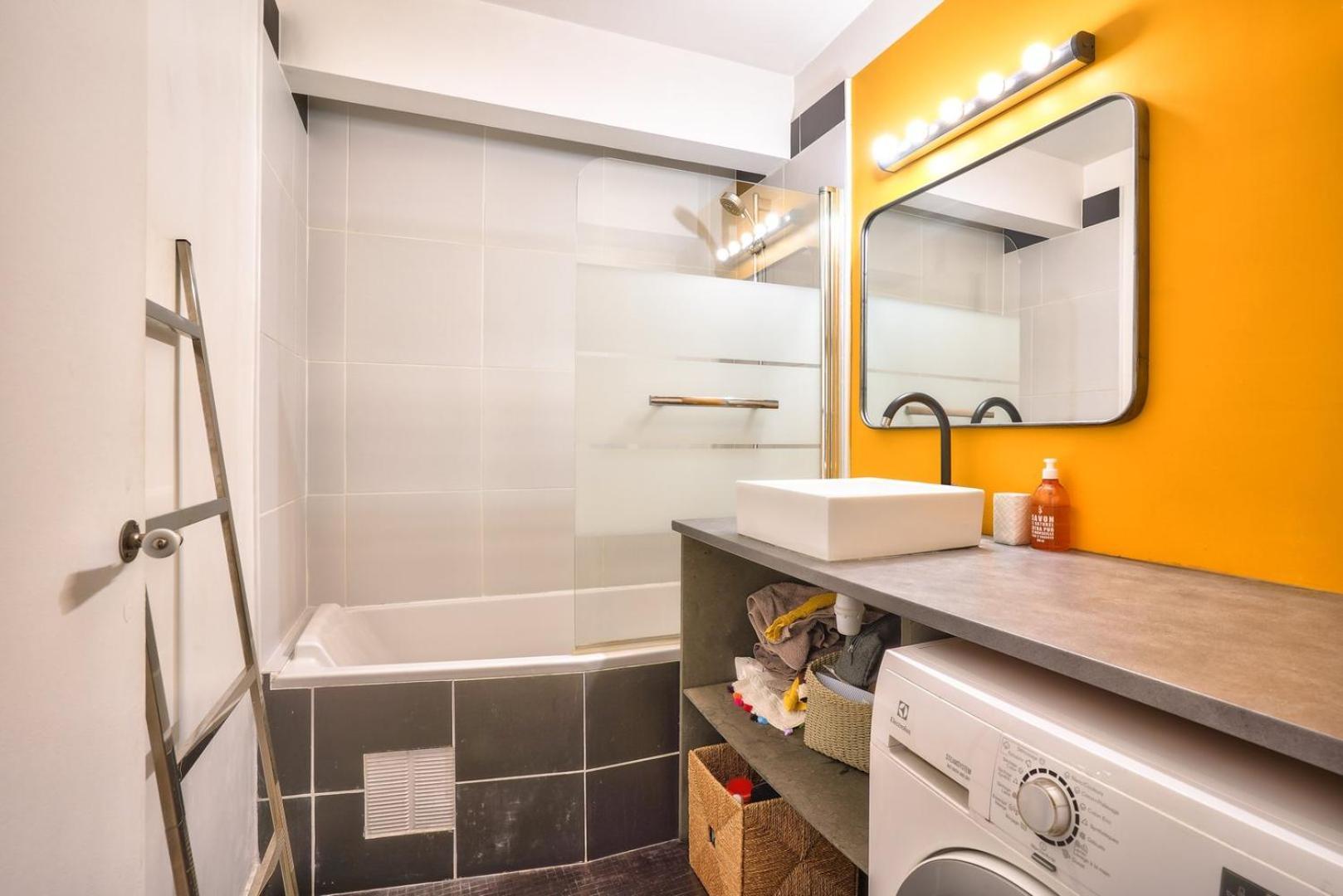 Guestready - Apt Confortable Avec Terrasse Au 18E Paris Exterior foto